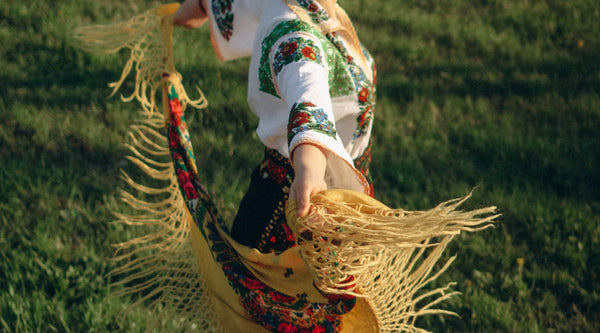 How to Identify an Authentic Handcrafted Kashmiri Shawl